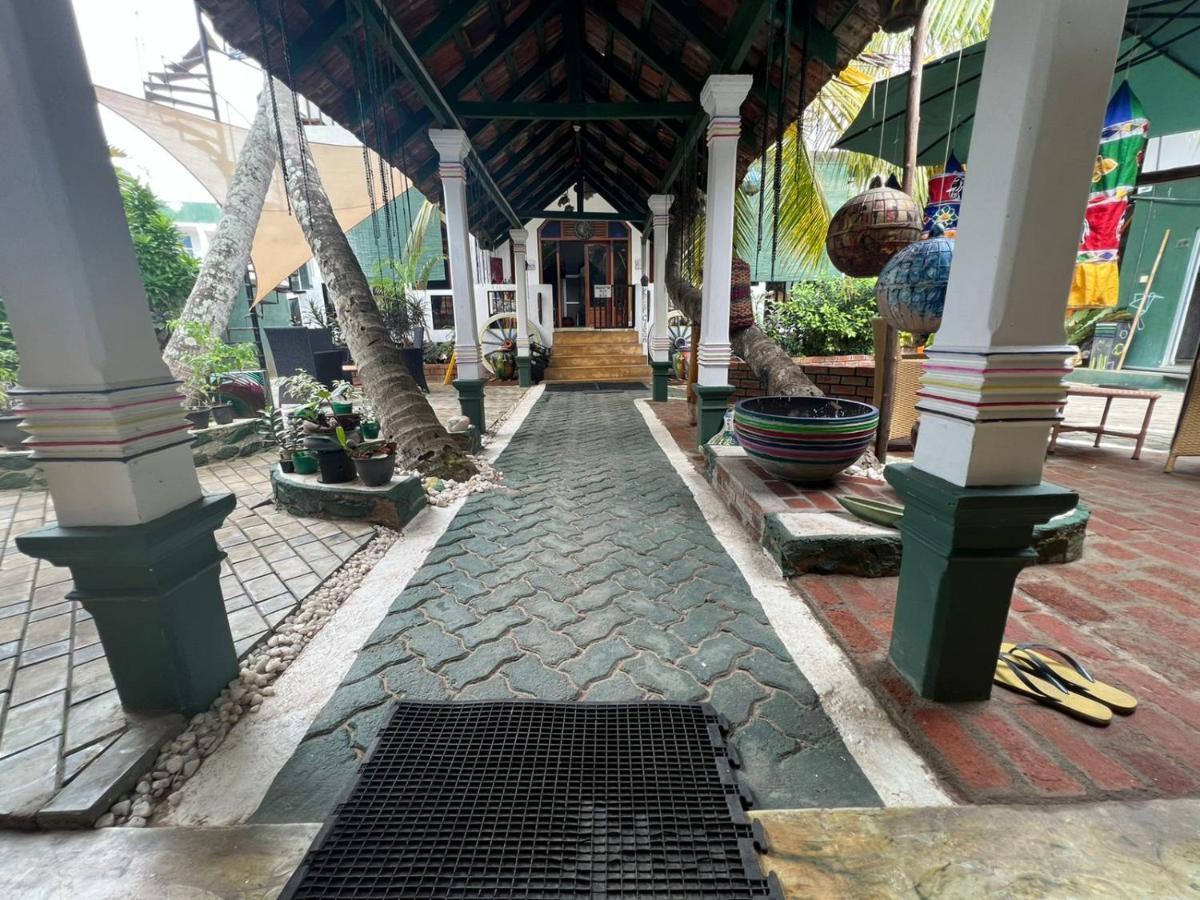 Frangipani Beach Villa Tangalle Eksteriør bilde